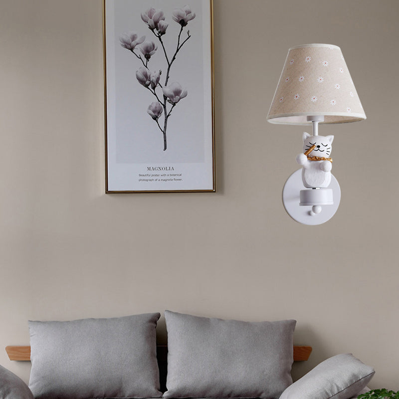 Lovely Pet Cat Wall Light One Light Resin Sconce Light with Floral Shade for Study Room White A Clearhalo 'Wall Lamps & Sconces' 'Wall Lights' Lighting' 204233
