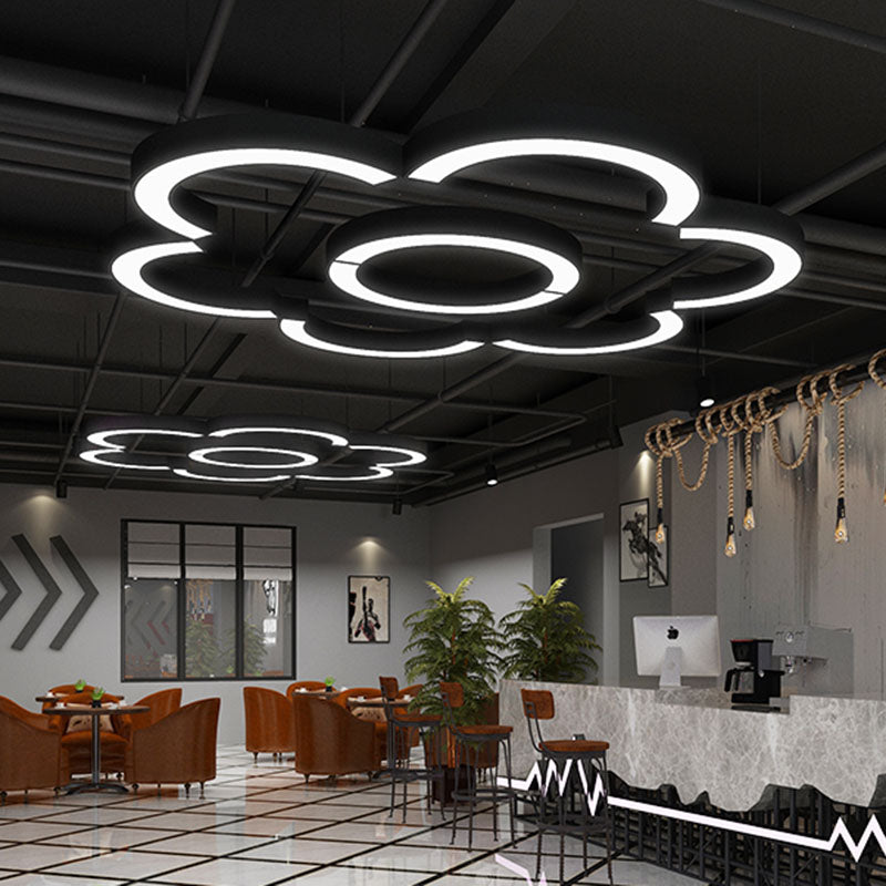 Arc Shaped Gym Pendant Lamp Metal Contemporary LED Hanging Ceiling Light in Black Clearhalo 'Ceiling Lights' 'Modern Pendants' 'Modern' 'Pendant Lights' 'Pendants' Lighting' 2044266