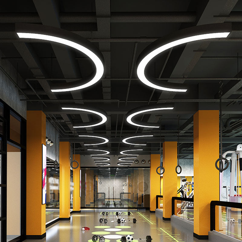 Arc Shaped Gym Pendant Lamp Metal Contemporary LED Hanging Ceiling Light in Black Clearhalo 'Ceiling Lights' 'Modern Pendants' 'Modern' 'Pendant Lights' 'Pendants' Lighting' 2044268