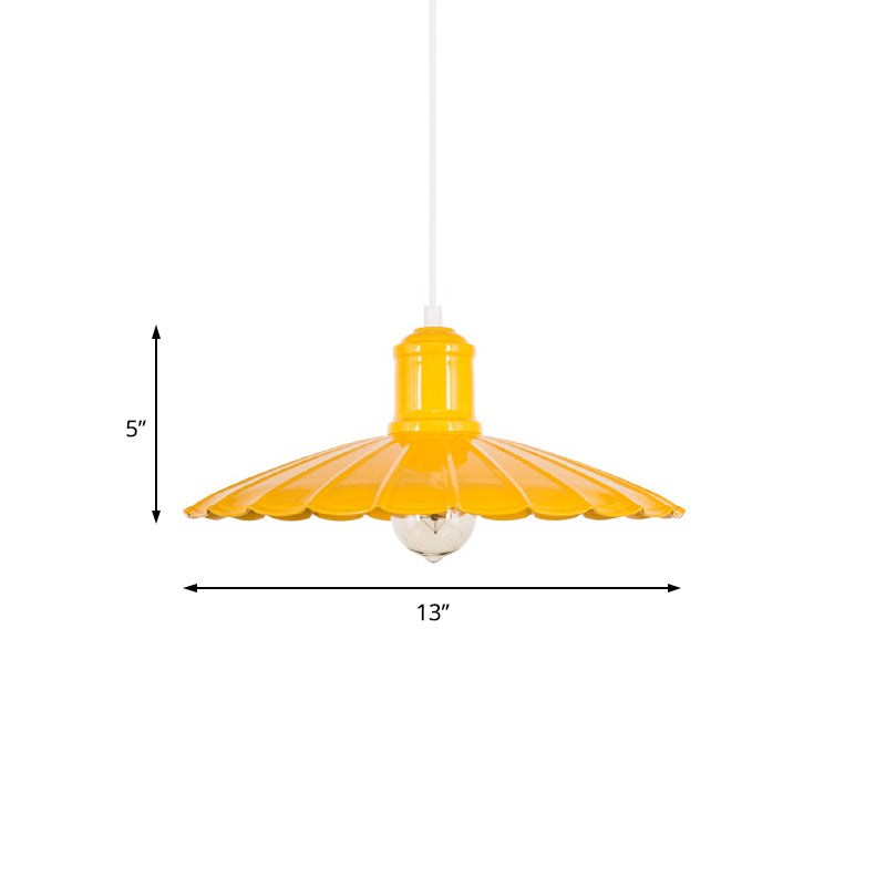 Scalloped Shade Metal Hanging Light Fixture Retro 1 Head Bedroom Pendant Lamp in Red/Yellow/Green Clearhalo 'Art Deco Pendants' 'Cast Iron' 'Ceiling Lights' 'Ceramic' 'Crystal' 'Industrial Pendants' 'Industrial' 'Metal' 'Middle Century Pendants' 'Pendant Lights' 'Pendants' 'Tiffany' Lighting' 204628