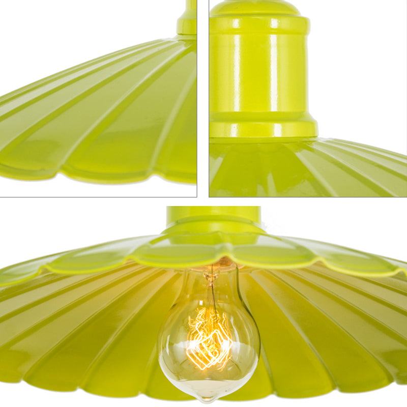 Scalloped Shade Metal Hanging Light Fixture Retro 1 Head Bedroom Pendant Lamp in Red/Yellow/Green Clearhalo 'Art Deco Pendants' 'Cast Iron' 'Ceiling Lights' 'Ceramic' 'Crystal' 'Industrial Pendants' 'Industrial' 'Metal' 'Middle Century Pendants' 'Pendant Lights' 'Pendants' 'Tiffany' Lighting' 204634