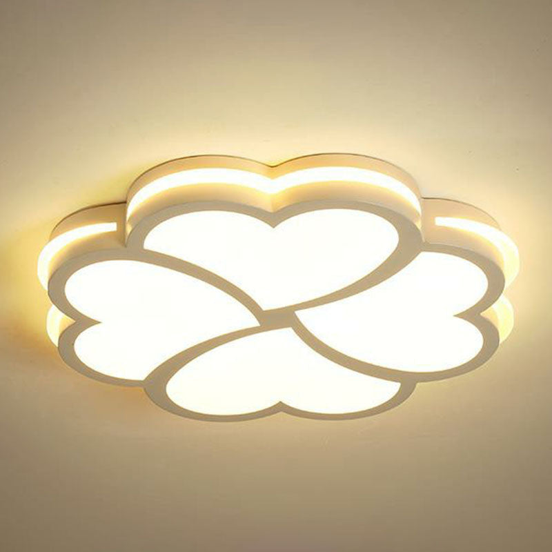 Clover Shaped Bedroom LED Flush Mount Acrylic Modern Flushmount Ceiling Light in White Clearhalo 'Ceiling Lights' 'Close To Ceiling Lights' 'Close to ceiling' 'Flush mount' Lighting' 2046646