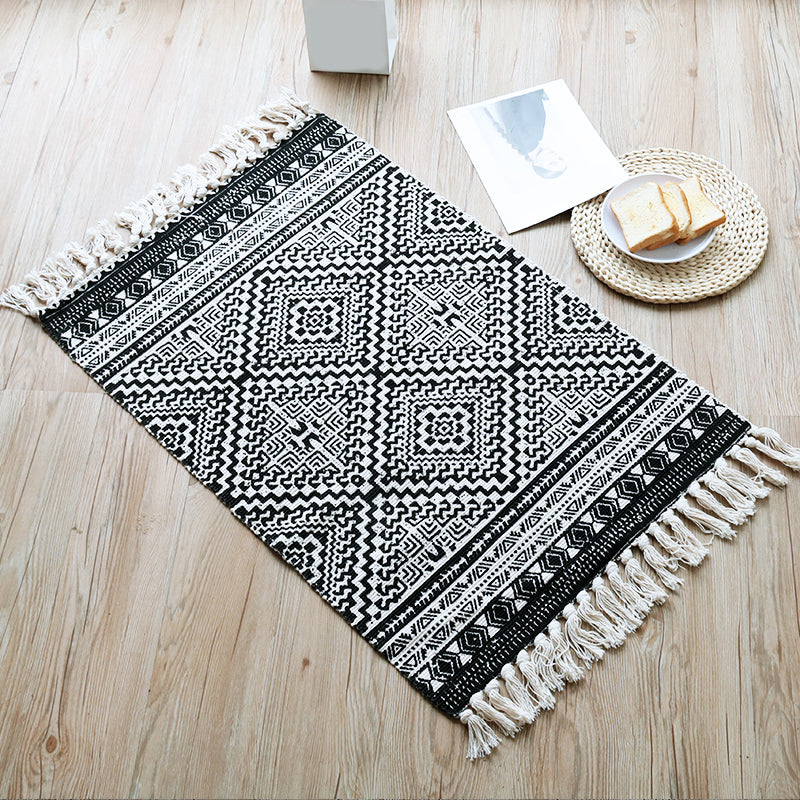 Casual Bohemian Rug Multicolored Geometric Carpet Pet Friendly Rug for Great Room Black-White Clearhalo 'Area Rug' 'Bohemian' 'Rugs' Rug' 2046933