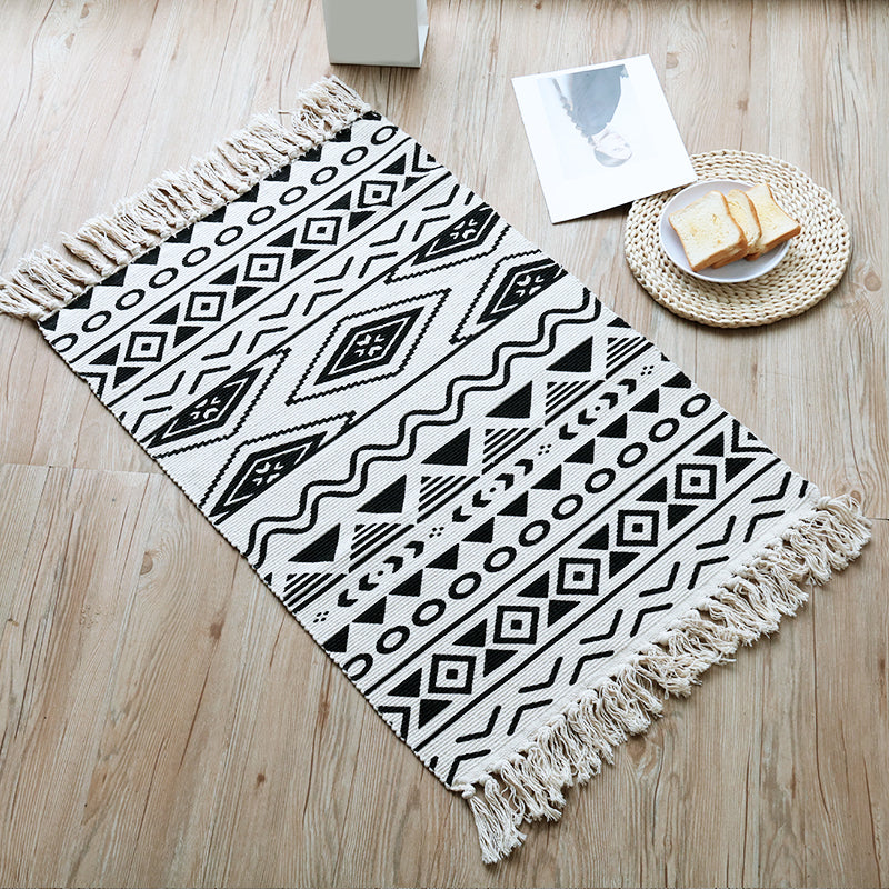 Casual Bohemian Rug Multicolored Geometric Carpet Pet Friendly Rug for Great Room White-Black Clearhalo 'Area Rug' 'Bohemian' 'Rugs' Rug' 2046944