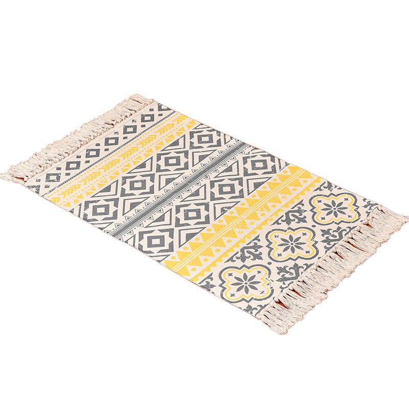 Retro Door Rug Multicolored Floral Rug Polyester Pet Friendly Rug with Tassel Trim Clearhalo 'Area Rug' 'Bohemian' 'Rugs' Rug' 2047092