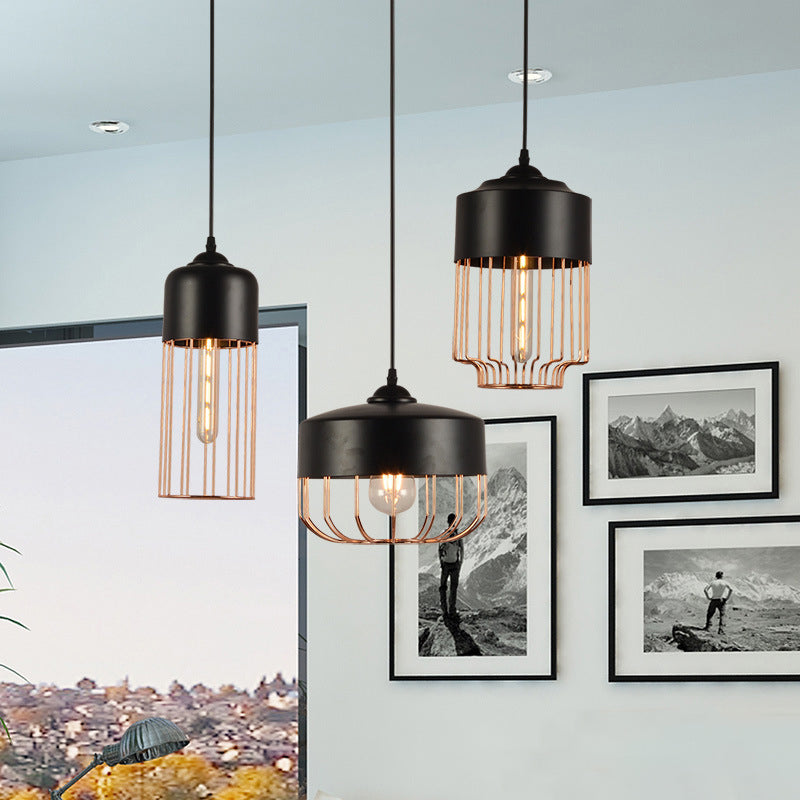 Iron Geometrical Cage Pendant Light Antique 1-Light Dining Room Hanging Light Fixture in Black Clearhalo 'Art Deco Pendants' 'Black' 'Cast Iron' 'Ceiling Lights' 'Ceramic' 'Crystal' 'Industrial Pendants' 'Industrial' 'Metal' 'Middle Century Pendants' 'Pendant Lights' 'Pendants' 'Rustic Pendants' 'Tiffany' Lighting' 2057527
