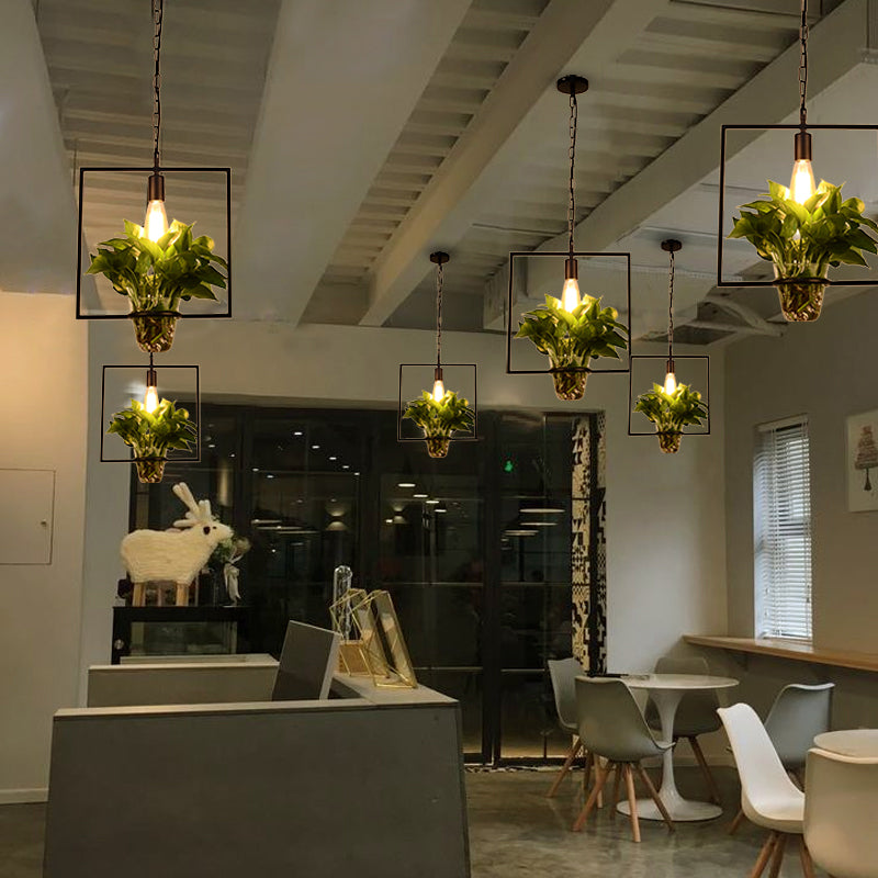 Iron Black Ceiling Light Geometric Shaped 1��Bulb Industrial Hanging Pendant Light with Clear Glass Pot Black A Clearhalo 'Ceiling Lights' 'Industrial Pendants' 'Industrial' 'Middle Century Pendants' 'Pendant Lights' 'Tiffany' Lighting' 2063902_323a37e4-0fe4-42cb-b66e-3ff49c71a065