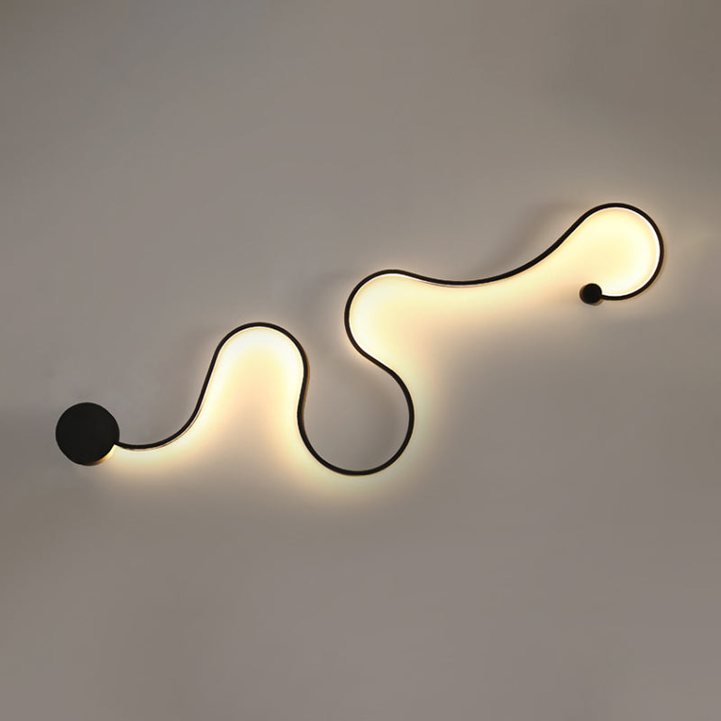 Curved Wall Sconce Light Minimalist Metal Black LED Wall Mount Lighting for Corridor Clearhalo 'Cast Iron' 'Glass' 'Industrial' 'Modern wall lights' 'Modern' 'Tiffany' 'Traditional wall lights' 'Wall Lamps & Sconces' 'Wall Lights' Lighting' 2064388