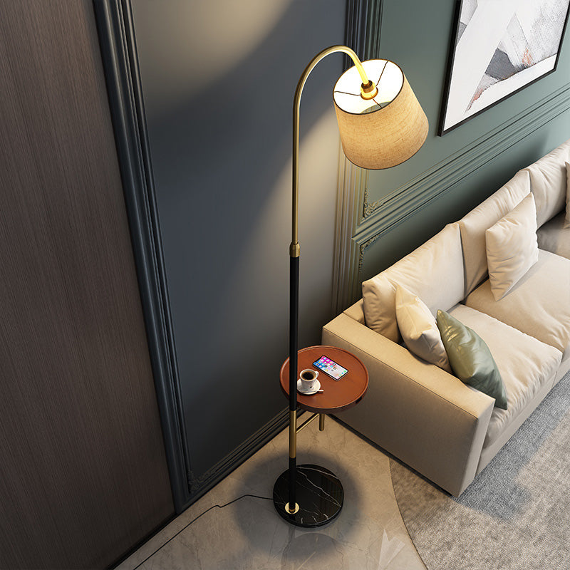 Single-Bulb Floor Lamp Traditional Tapered Shape Fabric Standing Light with Tray in Black Black A Clearhalo 'Floor Lamps' 'Lamps' Lighting' 2064810