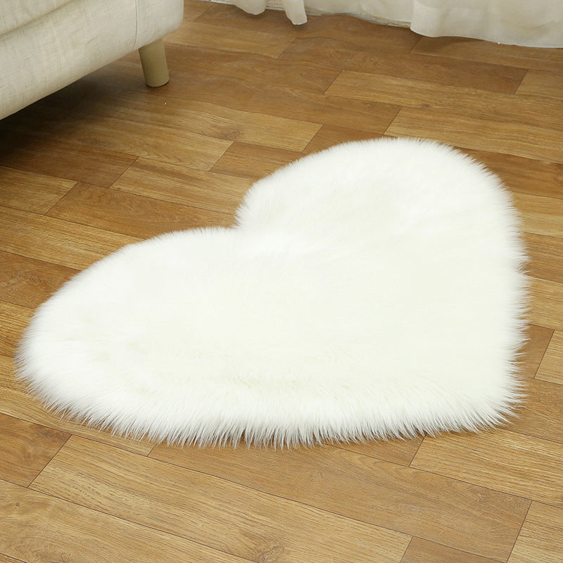 Loving Heart Shaped Plain Rug Multi-Color Comfort Rug Wool Stain Resistant Non-Slip Pet Friendly Carpet for Girls Room White 2'4" x 2'11" Clearhalo 'Area Rug' 'Casual' 'Rugs' Rug' 2070442
