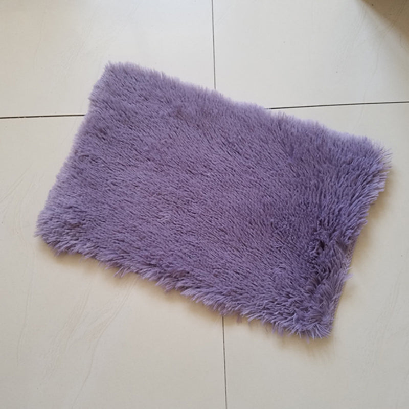 Unique Quatrefoil Patterned Rug Multi Color Modern Carpet Faux Fur Anti-Slip Backing Pet Friendly Machine Washable Rug for Room Purple Clearhalo 'Area Rug' 'Casual' 'Rugs' Rug' 2070910