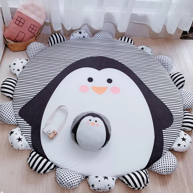 Floral Multi Colored Cartoon Rug Polyester Animal Patterned Rug Washable Stain Resistant Anti-Slip Backing Rug for Baby Room Black-White 4'7" x 4'7" Clearhalo 'Area Rug' 'Rug' 2106404