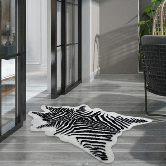 Nordic Zebra Print Rug Black and White Synthetics Carpet Anti-Slip Pet Friendly Machine Washable Rug for Home Decor Black-White Clearhalo 'Area Rug' 'Casual' 'Rugs' Rug' 2106626