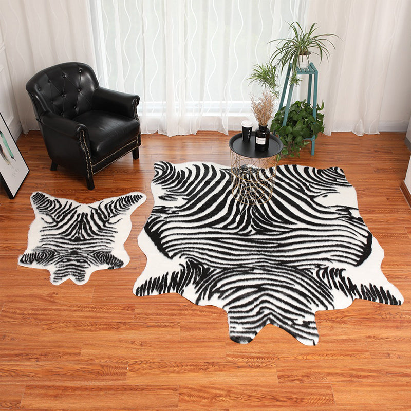 Nice Zebra Skin Print Rug Black-White Modern Carpet Synthetics Stain Resistant Non-Slip Backing Washable Rug for Home Clearhalo 'Area Rug' 'Casual' 'Rugs' Rug' 2106628