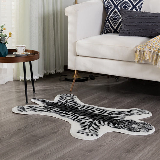 Modern Bedroom Foot Rug Black and White Tiger Skin Rug Polypropylene Non-Slip Backing Washable Stain Resistant Area Rug Clearhalo 'Area Rug' 'Casual' 'Rugs' Rug' 2106642