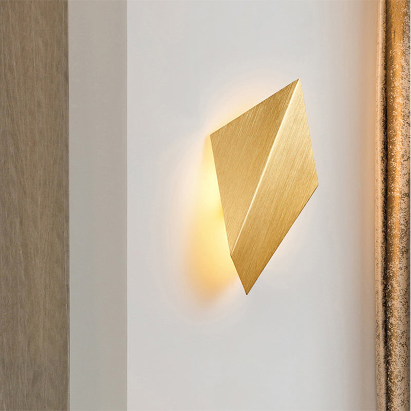 Metal Geometric Wall Mounted Light Postmodern 1 Light Black/Grey/White Sconce Light Fixture Clearhalo 'Cast Iron' 'Glass' 'Industrial' 'Modern wall lights' 'Modern' 'Tiffany' 'Traditional wall lights' 'Wall Lamps & Sconces' 'Wall Lights' Lighting' 211040