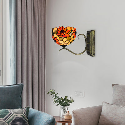 Tiffany Mini Wall Sconce Light with Sunflower/Peacock Tail Pattern Stained Glass 1 Lights Wall Light Fixture for Living Room Antique Brass Sunflower Clearhalo 'Industrial' 'Middle century wall lights' 'Tiffany wall lights' 'Tiffany' 'Wall Lamps & Sconces' 'Wall Lights' Lighting' 21206