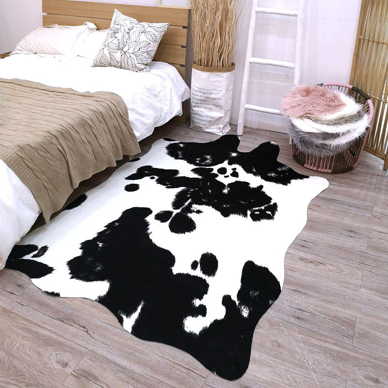 Irregular-Shape Animal Fur Rug Multi Color Scandinavian Rug Polyester Non-Slip Backing Stain Resistant Washable Carpet for Home White-Black 4'7" x 6'7" Clearhalo 'Area Rug' 'Casual' 'Rugs' Rug' 2121673
