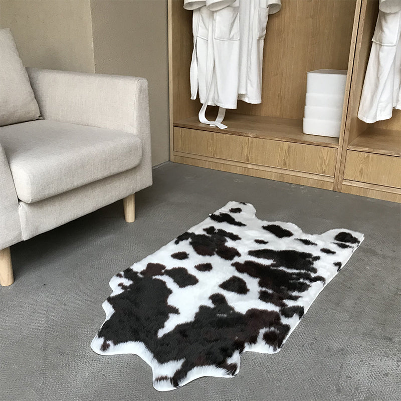Fancy Cow Skin Print Rug Black-White Modern Carpet Synthetics Machine Washable Stain Resistant Non-Slip Rug for Room Black-White 2' x 3'5" Clearhalo 'Area Rug' 'Casual' 'Rugs' Rug' 2121707