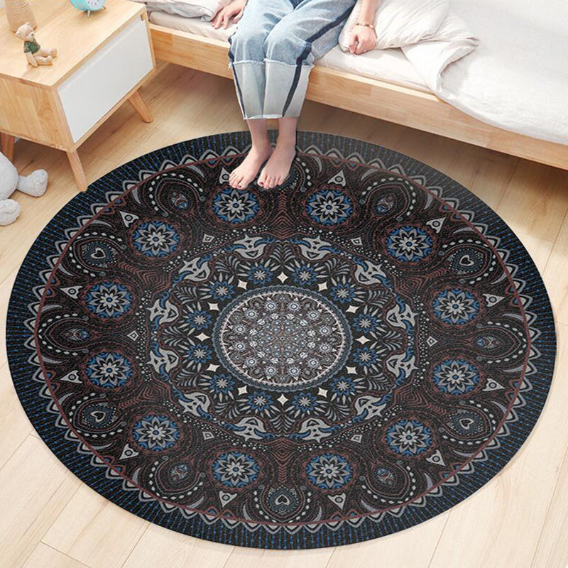 Nostalgic Traditional Rug Multi-Colored Floral Printed Carpet Anti-Slip Backing Pet Friendly Machine Washable Rug for Bedroom Blue-Red Clearhalo 'Area Rug' 'Bohemian' 'Rugs' Rug' 2141139