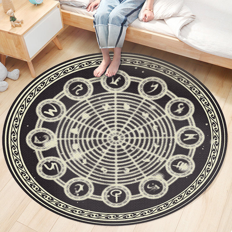 Nostalgic Traditional Rug Multi-Colored Floral Printed Carpet Anti-Slip Backing Pet Friendly Machine Washable Rug for Bedroom Black Clearhalo 'Area Rug' 'Bohemian' 'Rugs' Rug' 2141145