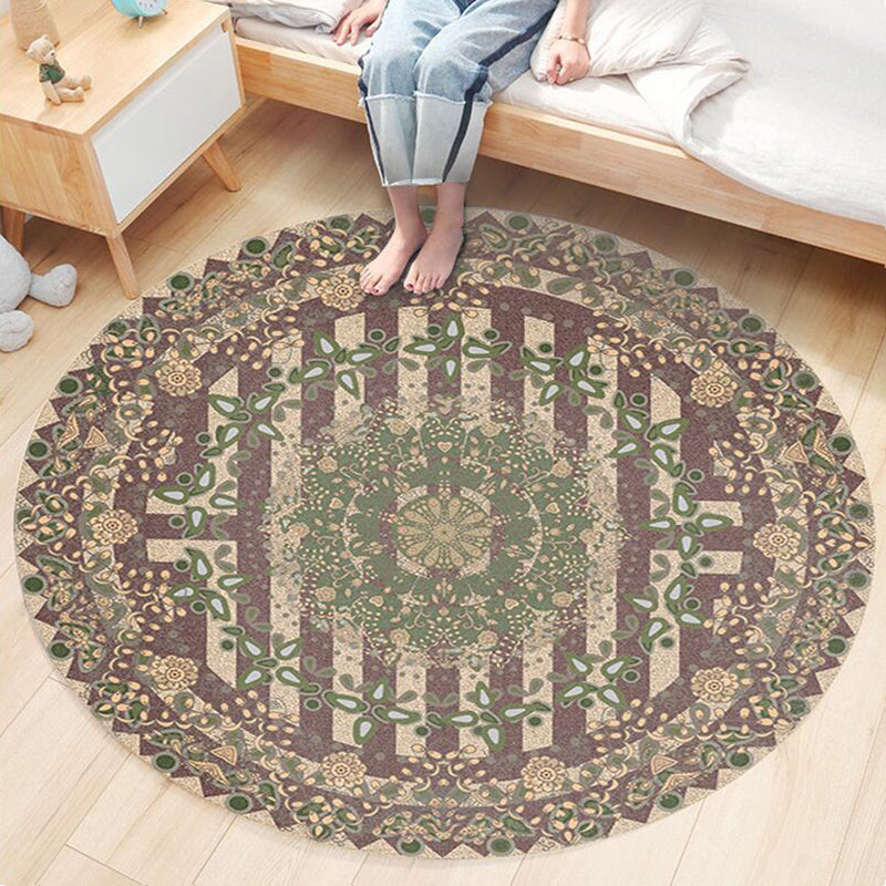 Nostalgic Traditional Rug Multi-Colored Floral Printed Carpet Anti-Slip Backing Pet Friendly Machine Washable Rug for Bedroom Light Green Clearhalo 'Area Rug' 'Bohemian' 'Rugs' Rug' 2141161