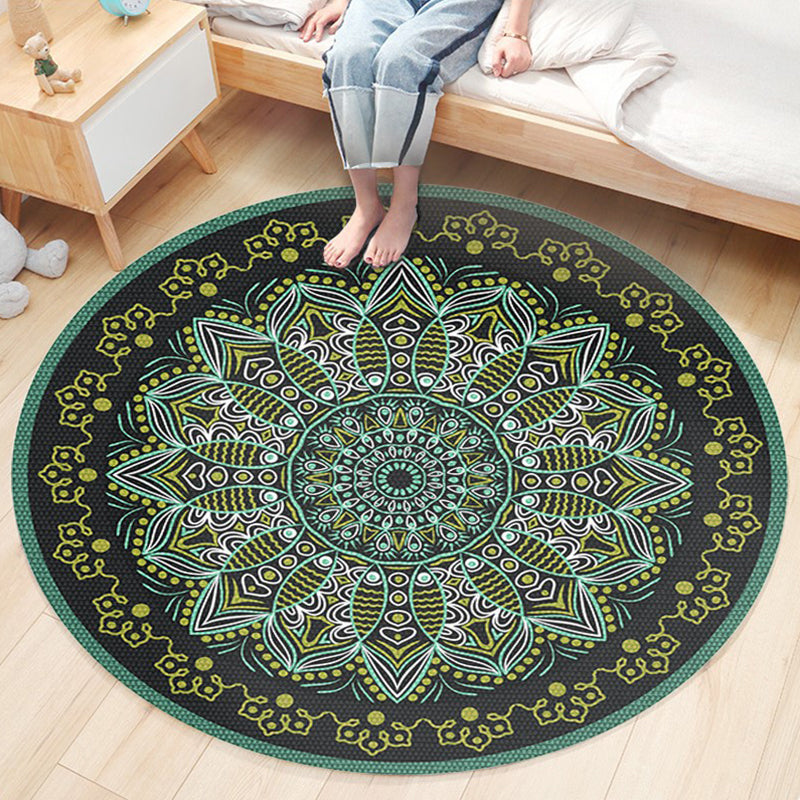 Classic Flower Patterned Rug Multicolor Bohemian Rug Polypropylene Washable Stain Resistant Non-Slip Backing Rug for Home Black-Green Clearhalo 'Area Rug' 'Bohemian' 'Rugs' Rug' 2141166