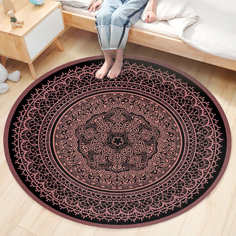Classic Flower Patterned Rug Multicolor Bohemian Rug Polypropylene Washable Stain Resistant Non-Slip Backing Rug for Home Black-Pink Clearhalo 'Area Rug' 'Bohemian' 'Rugs' Rug' 2141175