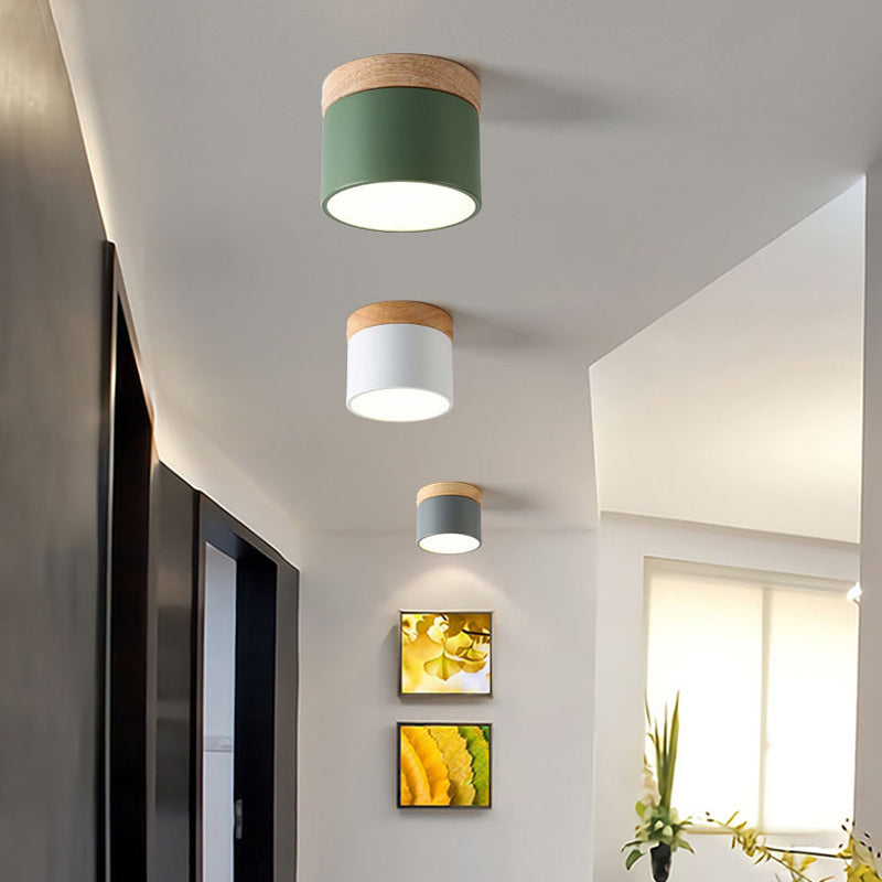 Cylinder Bedroom Flush Mount Lighting Simplistic Metallic Simplistic LED Flush Mount Fixture Clearhalo 'Ceiling Lights' 'Close To Ceiling Lights' 'Close to ceiling' 'Flush mount' Lighting' 2162185