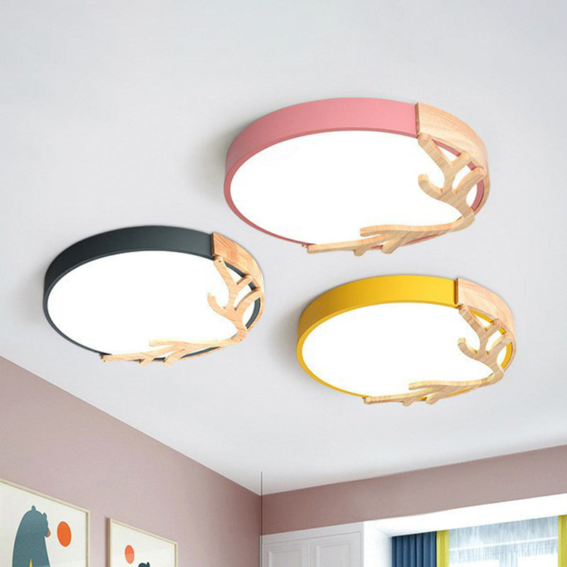 Metal Ultrathin Circle Flush Ceiling Light Simplicity LED Flush Mount Lighting Fixture with Wooden Antler Decor Clearhalo 'Ceiling Lights' 'Close To Ceiling Lights' 'Close to ceiling' 'Flush mount' Lighting' 2162272