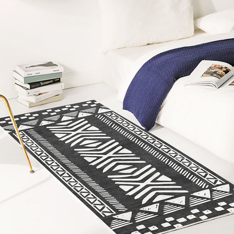 Bohemian Bedroom Runner Rug Multi Color Geometry Carpet Polypropylene Non-Slip Backing Pet Friendly Stain Resistant Area Rug Black Clearhalo 'Area Rug' 'Bohemian' 'Rugs' Rug' 2170146