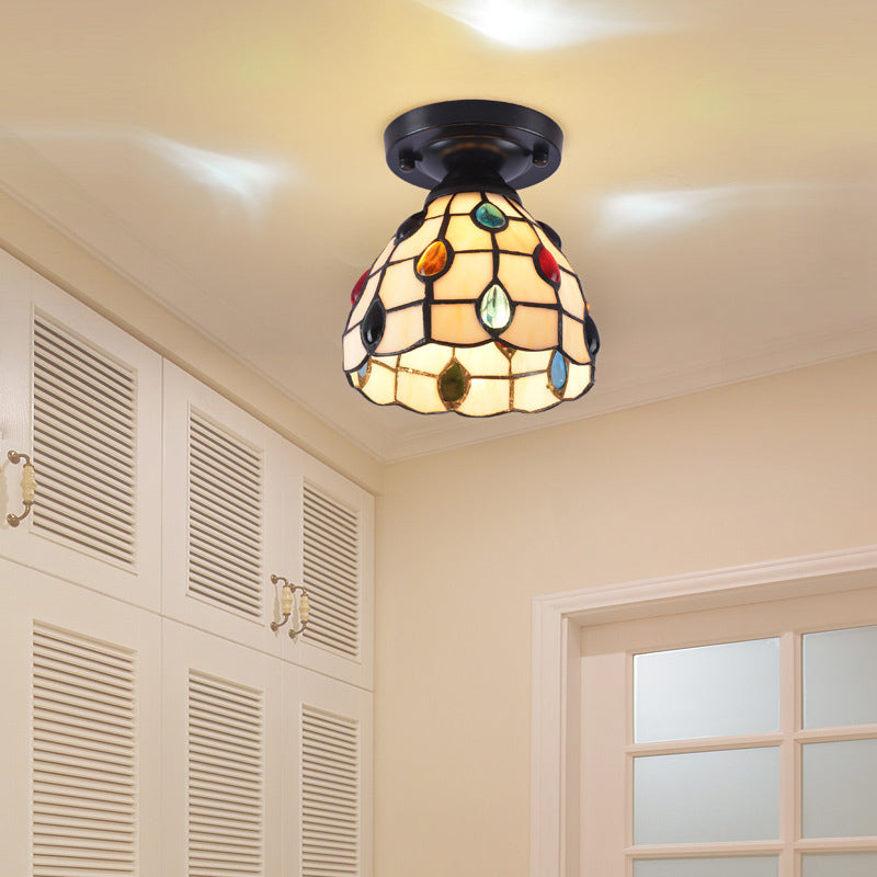 Shaded Semi Flush Mount 1-Light Handcrafted Glass Tiffany Style Ceiling Mounted Light Beige Clearhalo 'Ceiling Lights' 'Close To Ceiling Lights' 'Close to ceiling' 'Glass shade' 'Glass' 'Pendant Lights' 'Semi-flushmount' 'Tiffany close to ceiling' 'Tiffany' Lighting' 2186398