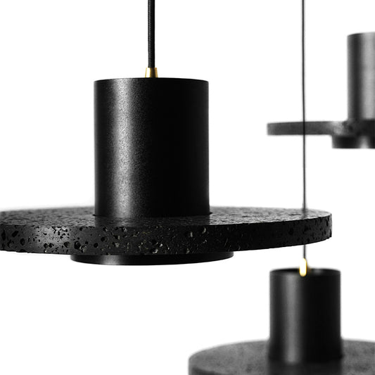 Flat Round Ceiling Lighting Simplicity Terrazzo Single-Bulb Black Hat Hanging Lamp Clearhalo 'Ceiling Lights' 'Modern Pendants' 'Modern' 'Pendant Lights' 'Pendants' Lighting' 2186684