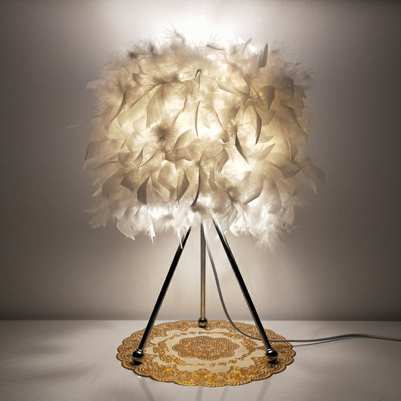 Modern Drum Table Light Feather 1-Light Living Room Nightstand Lighting with Metallic Tripod in White Clearhalo 'Lamps' 'Table Lamps' Lighting' 2186743