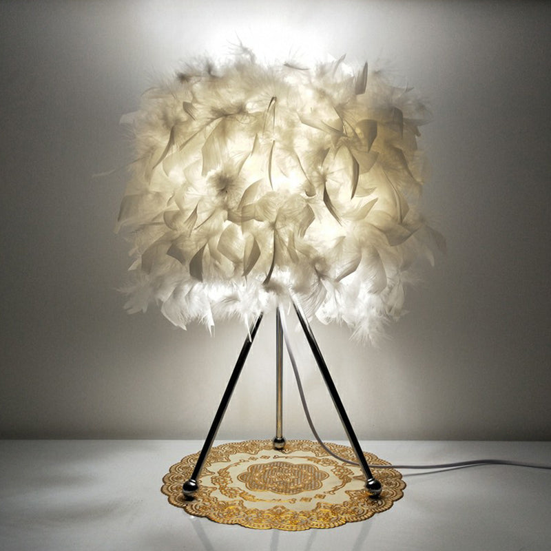 Modern Drum Table Light Feather 1-Light Living Room Nightstand Lighting with Metallic Tripod in White Clearhalo 'Lamps' 'Table Lamps' Lighting' 2186744