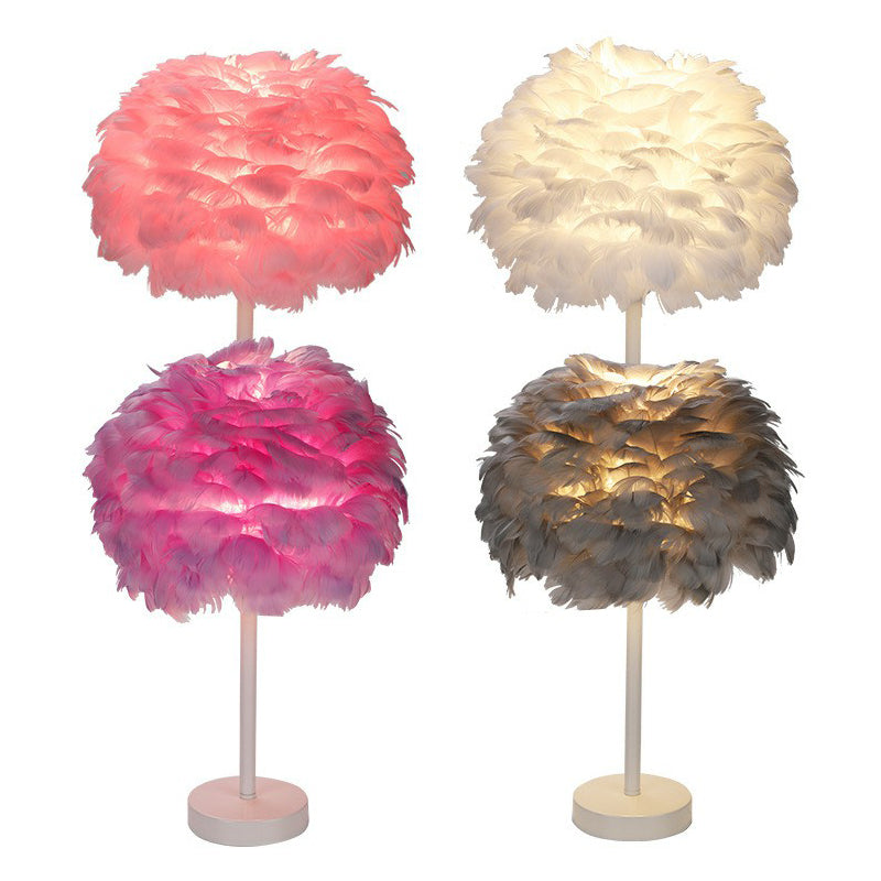 Nordic Style Sphere Shade Nightstand Lamp Feather 1-Light Living Room Table Light Clearhalo 'Lamps' 'Table Lamps' Lighting' 2186772