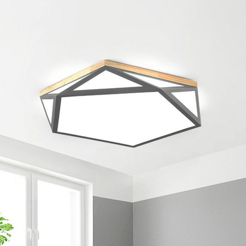 Multifaceted LED Flush Mount Minimalist Metallic Bedroom Flushmount Ceiling Light with Pentagon Acrylic Shade Clearhalo 'Ceiling Lights' 'Close To Ceiling Lights' 'Close to ceiling' 'Flush mount' Lighting' 2186914