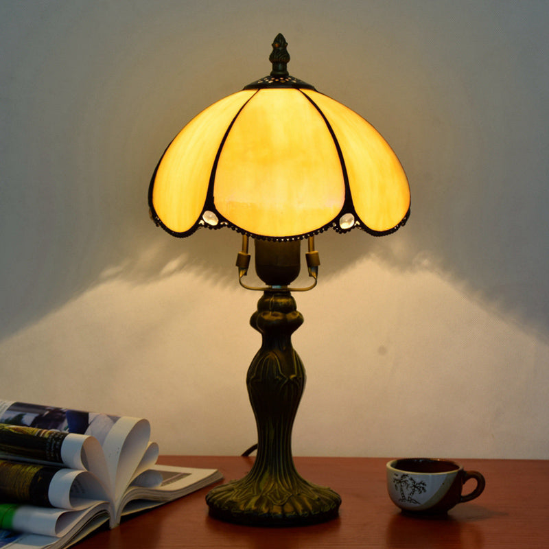 Decorative Dome Table Lamp Single Stained Art Glass Nightstand Lighting for Living Room Fluorescent Yellow Clearhalo 'Lamps' 'Table Lamps' Lighting' 2187354
