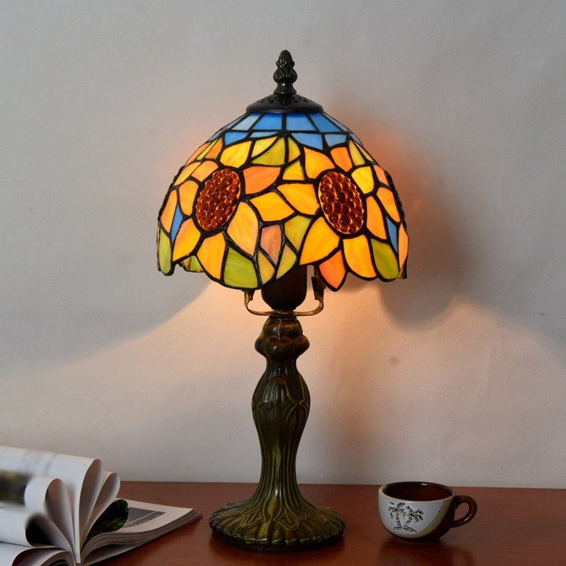 Decorative Dome Table Lamp Single Stained Art Glass Nightstand Lighting for Living Room Light Yellow Clearhalo 'Lamps' 'Table Lamps' Lighting' 2187367