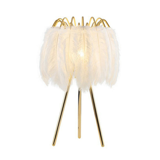 Tripod Shaped Night Lighting Minimalistic Metallic 1 Bulb Living Room Table Light with Feather Shade in Gold Clearhalo 'Lamps' 'Table Lamps' Lighting' 2187545