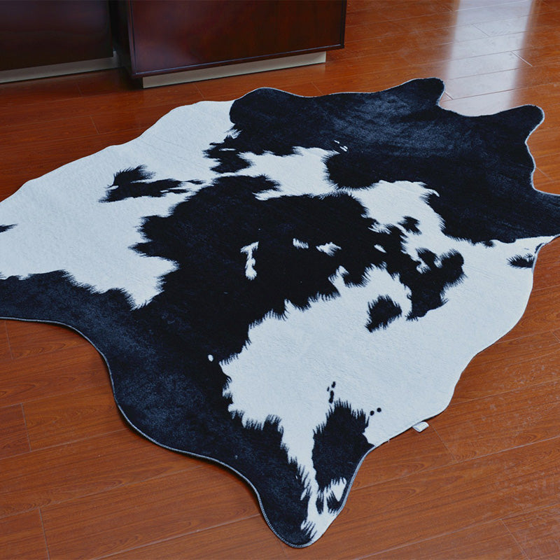 Irregular Shape Animal Skin Rug Modern Carpet Polypropylene Anti-Slip Backing Rug for Room Decor White 4'7" x 6'7" Clearhalo 'Area Rug' 'Casual' 'Rugs' Rug' 2198769