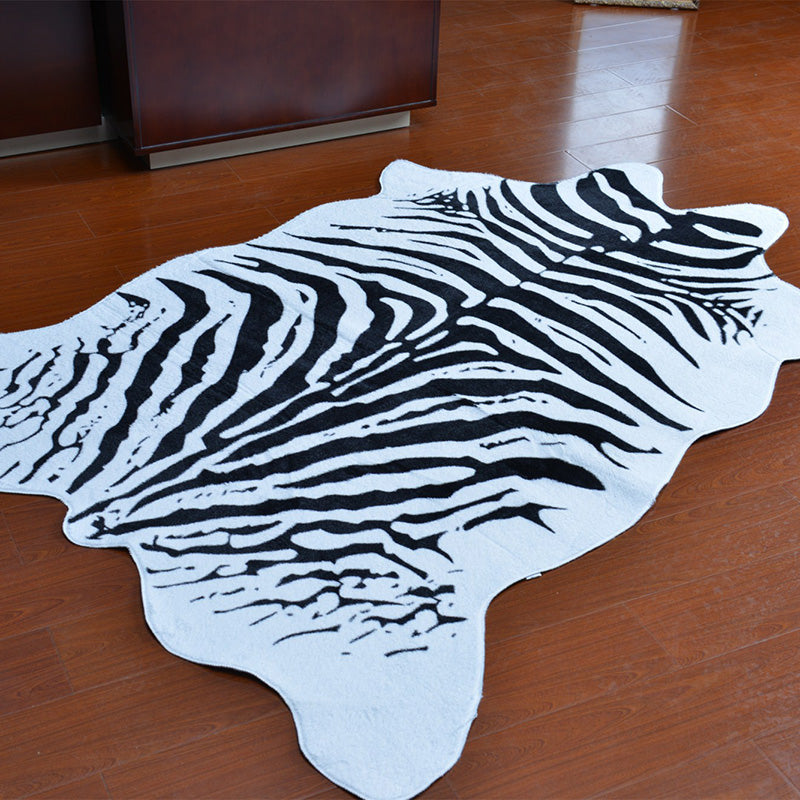 Irregular Shape Animal Skin Rug Modern Carpet Polypropylene Anti-Slip Backing Rug for Room Decor Clearhalo 'Area Rug' 'Casual' 'Rugs' Rug' 2198778