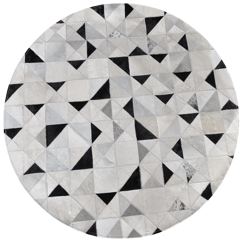 Multi Colored Parlor Rug Western Geo Printed Area Carpet Cowhide Pet Friendly Easy Care Indoor Rug Black Gray-White Clearhalo 'Area Rug' 'Rug' 2213144