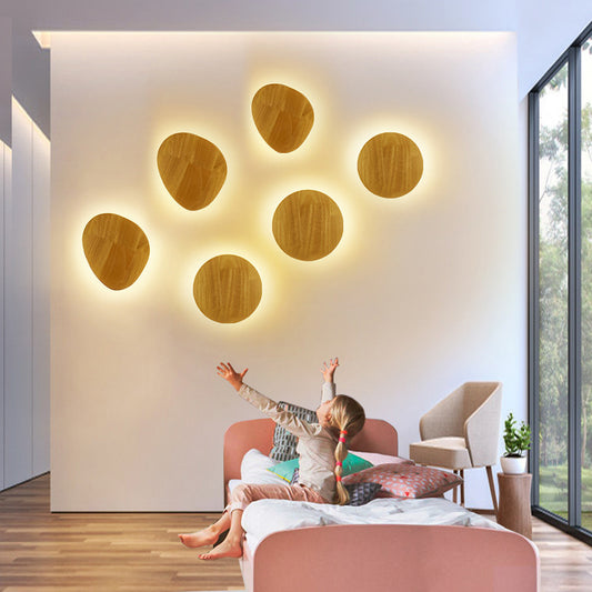Contemporary Geometrical LED Wall Lighting Wood Living Room Sconce Light Fixture in Beige Clearhalo 'Modern wall lights' 'Modern' 'Wall Lamps & Sconces' 'Wall Lights' Lighting' 2218082
