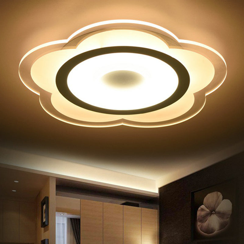 Floral Living Room LED Flush Mount Acrylic Modern Flushmount Ceiling Light in Clear Clearhalo 'Ceiling Lights' 'Close To Ceiling Lights' 'Close to ceiling' 'Flush mount' Lighting' 2228025