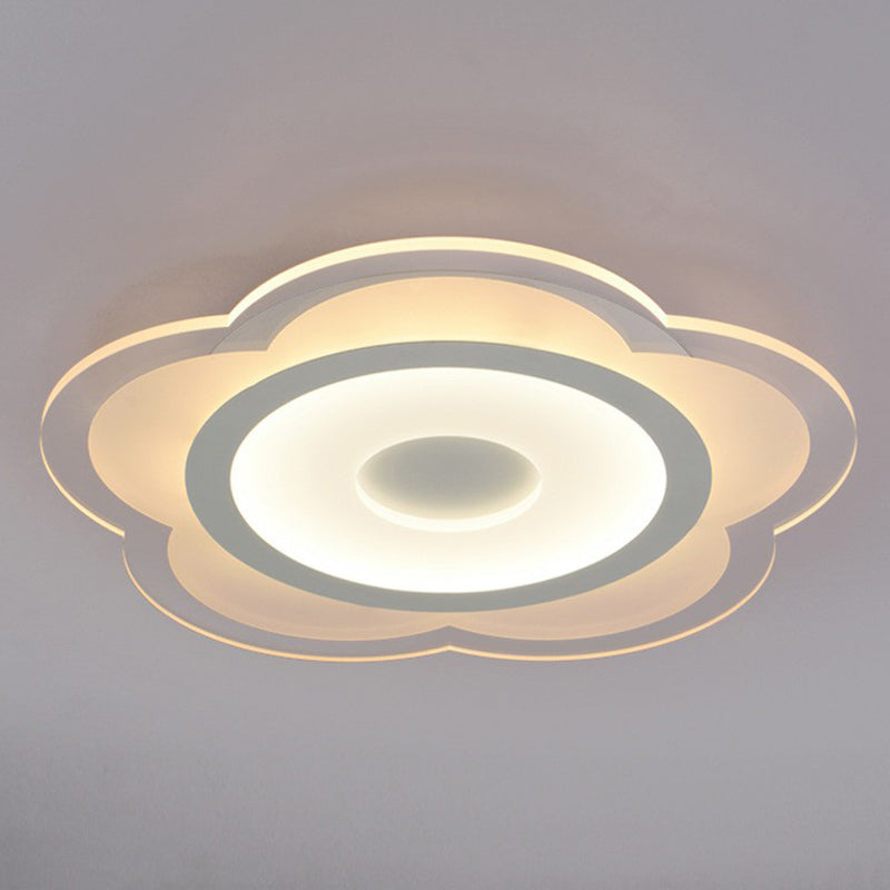 Floral Living Room LED Flush Mount Acrylic Modern Flushmount Ceiling Light in Clear Clearhalo 'Ceiling Lights' 'Close To Ceiling Lights' 'Close to ceiling' 'Flush mount' Lighting' 2228028