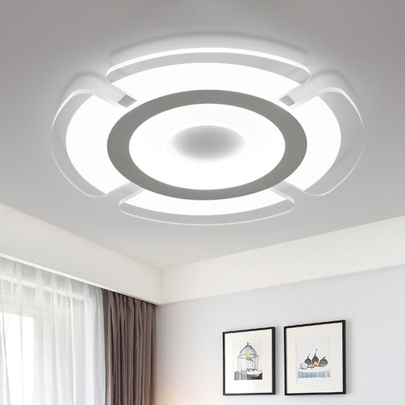 Metallic Circular Flush Mount Lighting Minimalist Clear LED Flush Mount Fixture for Living Room Clear White Clearhalo 'Ceiling Lights' 'Close To Ceiling Lights' 'Close to ceiling' 'Flush mount' Lighting' 2228078