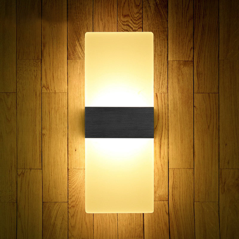 Acrylic Geometric Wall Sconce Lamp Modern Style LED Wall Lighting Fixture for Bedside Black Warm Right Angle Clearhalo 'Modern wall lights' 'Modern' 'Wall Lamps & Sconces' 'Wall Lights' Lighting' 2228339