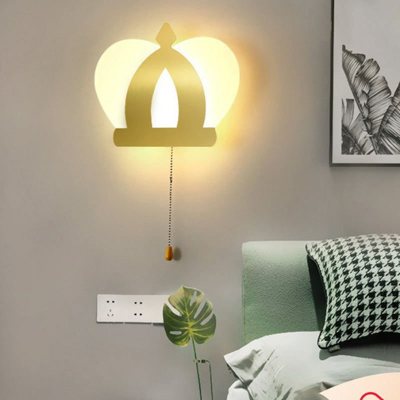 Crown Acrylic Wall Sconce Lamp Modern Style Gold LED Wall Lighting Fixture with Pull Chain for Bedroom Gold Warm Clearhalo 'Modern wall lights' 'Modern' 'Wall Lamps & Sconces' 'Wall Lights' Lighting' 2228361