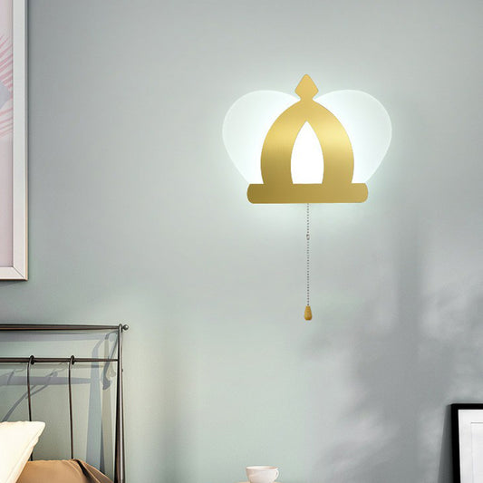 Crown Acrylic Wall Sconce Lamp Modern Style Gold LED Wall Lighting Fixture with Pull Chain for Bedroom Gold White Clearhalo 'Modern wall lights' 'Modern' 'Wall Lamps & Sconces' 'Wall Lights' Lighting' 2228362